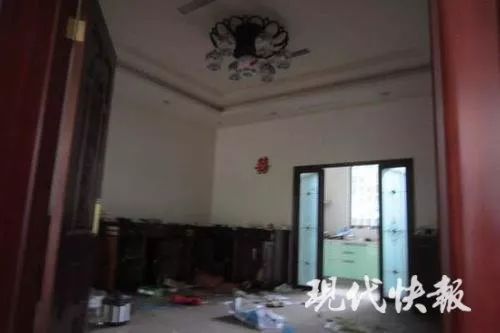 凶宅拍卖5万人围观关于凶宅拍卖并有5万人围观的情况，可以从以下几个方面进行解读